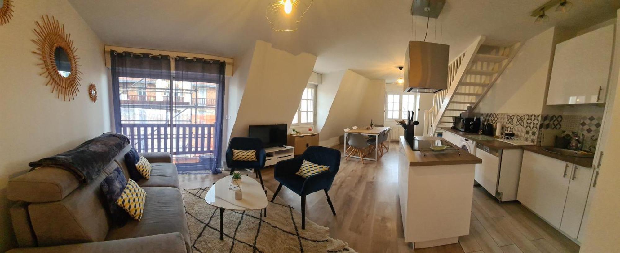 Duplex Au Coeur De Deauville Avec Vue Imprenable Et Parking Prive Zewnętrze zdjęcie
